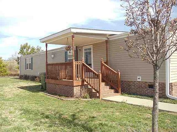 2nd image of 211 Pebble Springs Dr