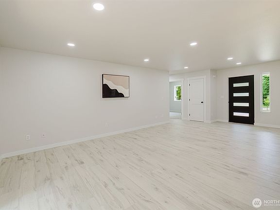 5th image of 90 W Highland Road