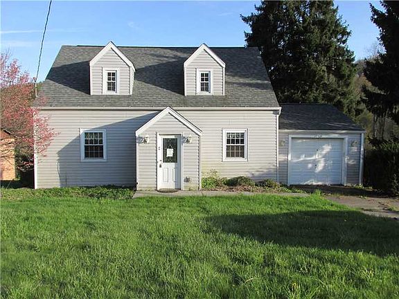 3rd image of 13520 Lincoln Way