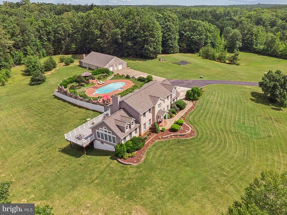 1st image of 3522 Sugar Hill Ln