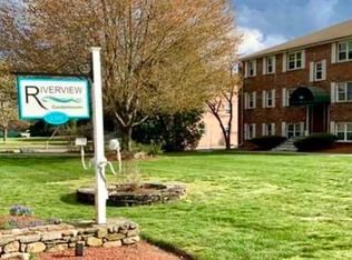 180 Tyngsboro Rd APT 35F, North Chelmsford, MA 01863