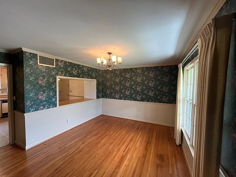 817 Mira Vista Dr SE — Photo 6