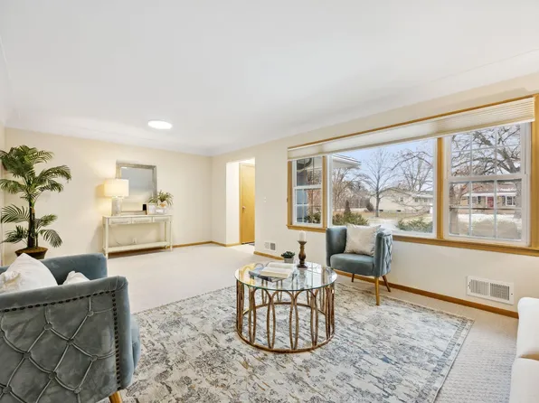 2804 Oregon Ave S, Saint Louis Park, MN 55426