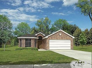 1015 Red Clover Ln, Duncanville, TX 75137