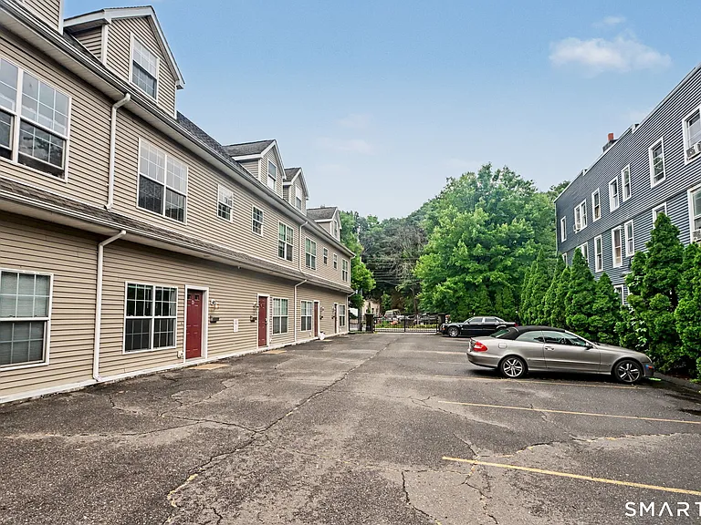 169 S Main St #D — Photo 35