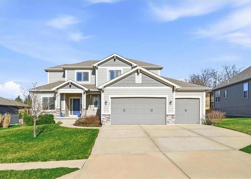 1st image of 851 Creekmoor Pond Ln