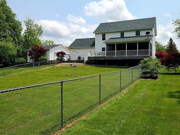 4th image of 16540 Joann Dr
