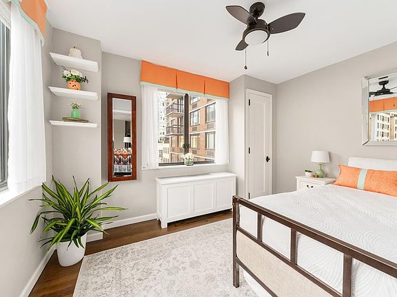 4th image of 300 E 54th St APT 5L