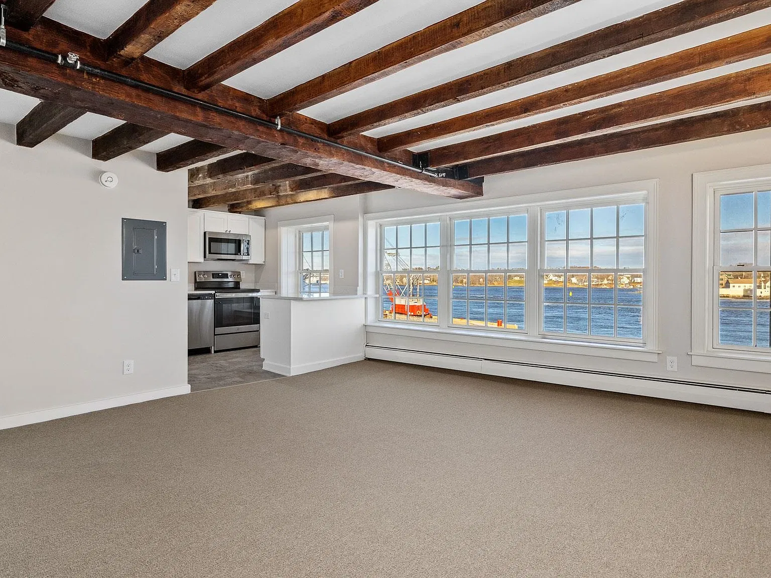 2 bed, 920 sqft, $3,150 — Photo 3