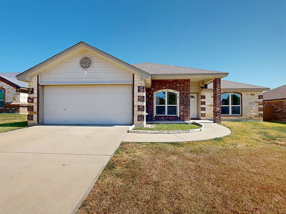 1st image of 3407 Sands Ln