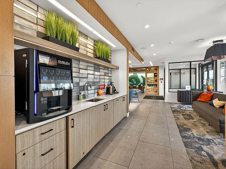 Alta University Place — Photo 16