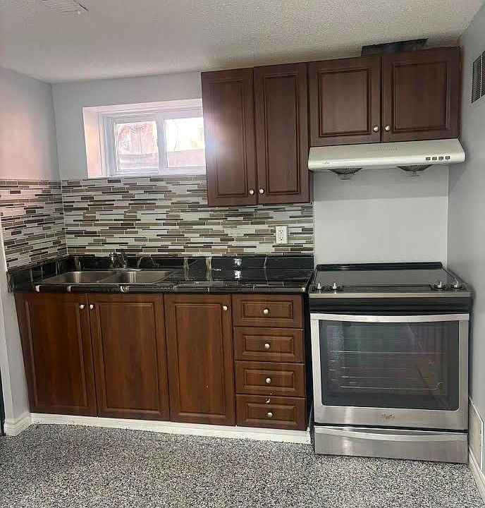 2nd image of 426 Delrex Blvd