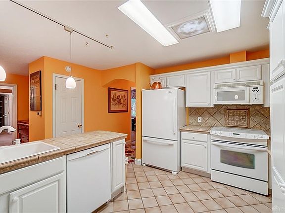 4th image of 4100 Southland Dr