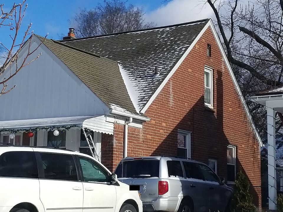 2nd image of 23240 Forest Ave