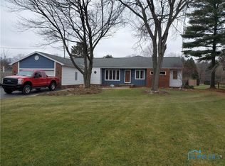 355 N River Rd, Waterville, OH 43566