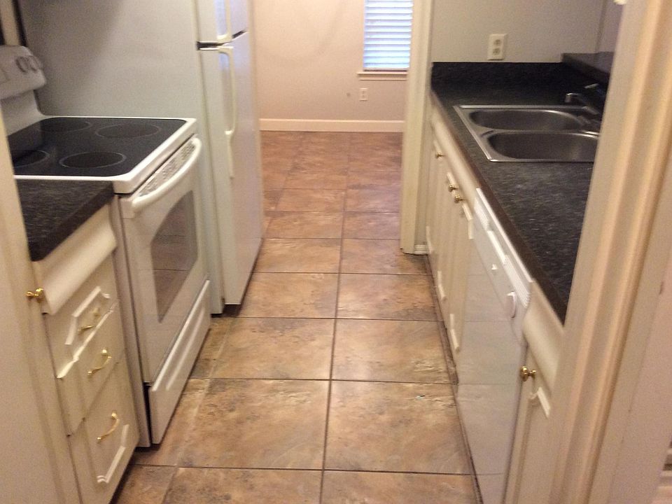 1st image of 3730 Fairfield Ave Unit 132