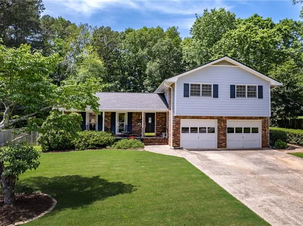 5778 Little Oak Trl, Stone Mountain, GA 30087