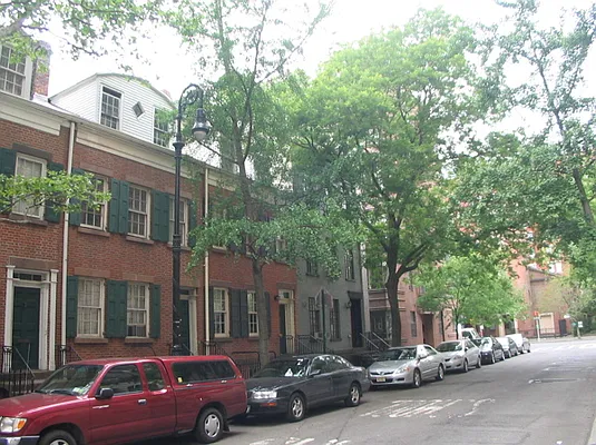 Sold by Brenda Victoria, LREB | media 8