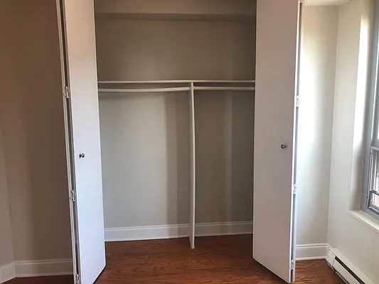 Rented by Metropolis Real Estate of Manhattan | media 21