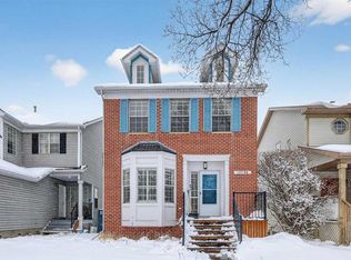 10796 S Hidden Valley Dr NW, Calgary, AB T3A 5H6