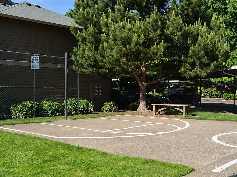 Mountain High Apartments — Photo 13
