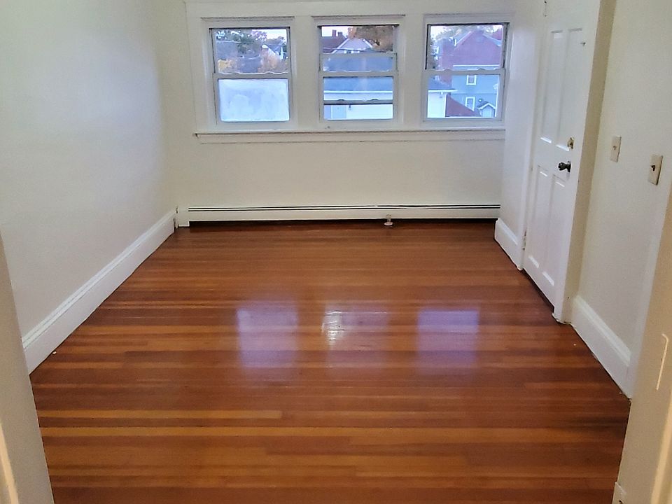 1st image of 108 Warrington St Floor 3