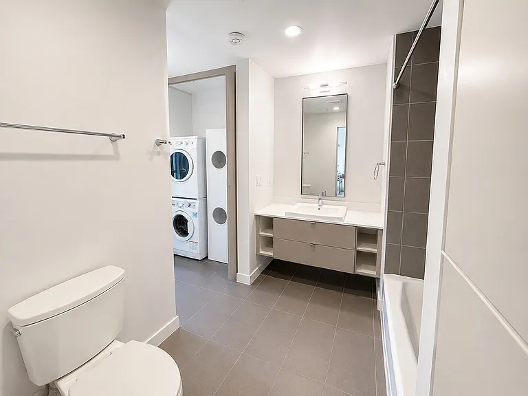 100 W Portland St #406 — Photo 9