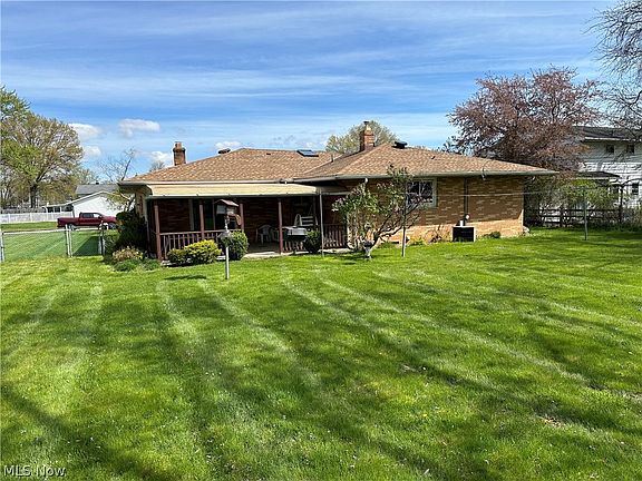 4th image of 16205 Canterbury Dr