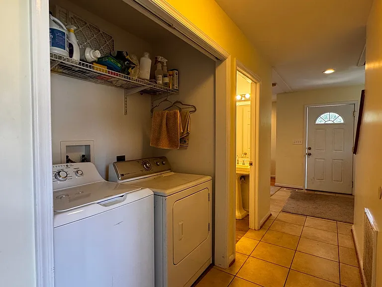 111 Montpelier St — Photo 21