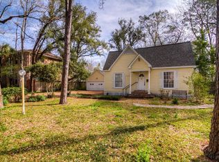 6203 Newcastle St, Bellaire, TX 77401