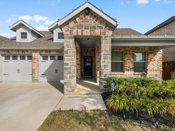 10604 Copeland Ln, Fort Worth, TX 76126