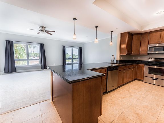 4th image of 525 3RD Street N #302