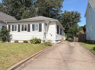 6375 Culp St, Niagara Falls, ON L2G2C2