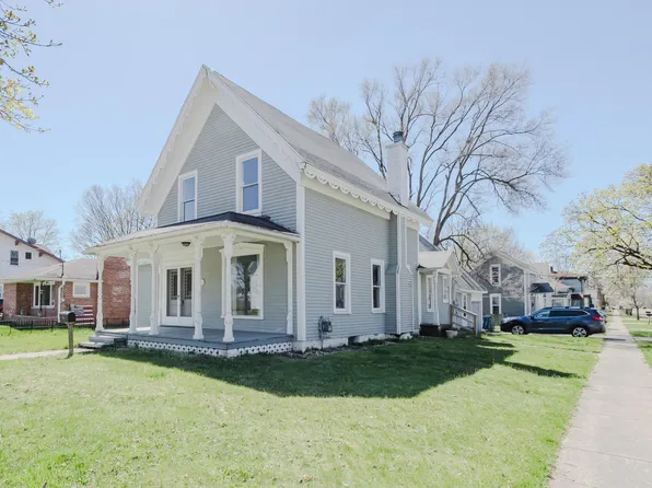 213 N Lagrave St, Paw Paw, MI 49079