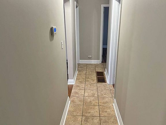 4th image of 531 Shirley St