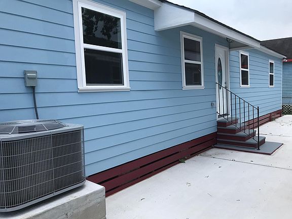 5th image of 4536 Urquhart St