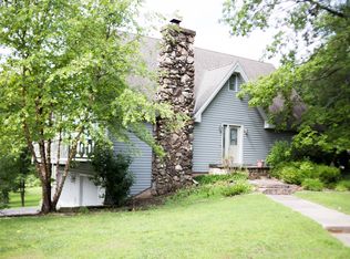 28356 Highview Rd, McHenry, IL 60051