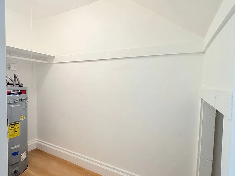 4705 Willowbrook Ave — Photo 14