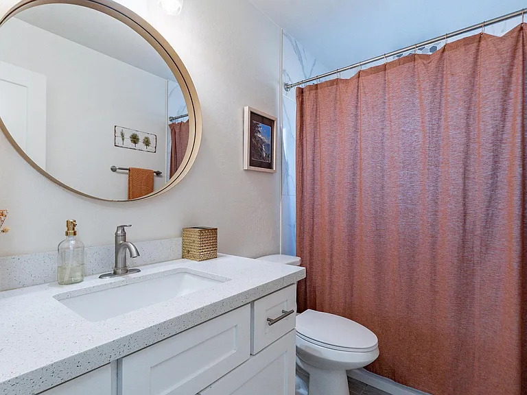 4724 E Polk St — Photo 19