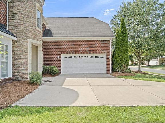 3rd image of 15110 Redwood Valley Ln