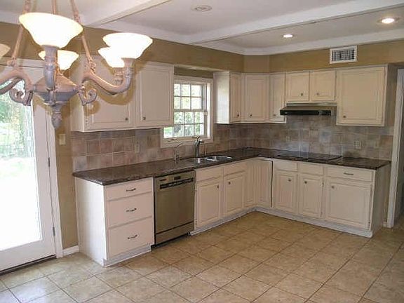 5th image of 10930 Memorial Dr