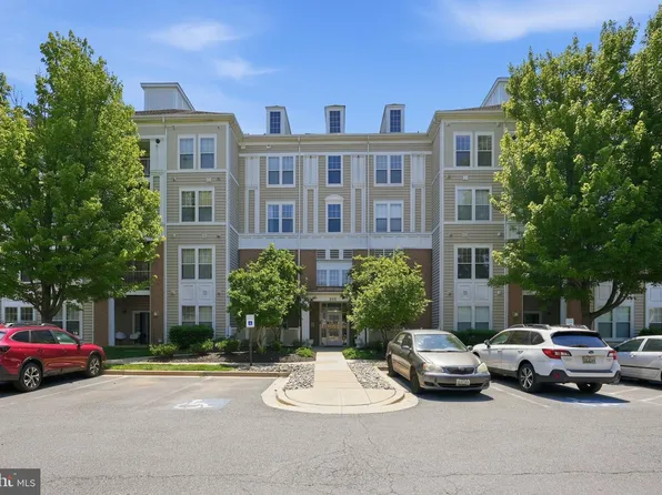 101 Watkins Pond Blvd Unit 4-302, Rockville, MD 20850