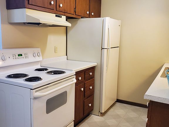 4th image of 230 Mill St #7263