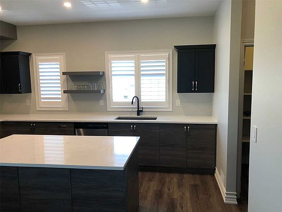 2nd image of 804 New Amherst Blvd