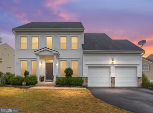 392 Sheerer Dr, Martinsburg, WV 25404