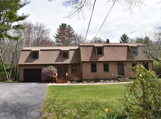 469 Barbers Pond Rd, South Kingstown, RI 02892