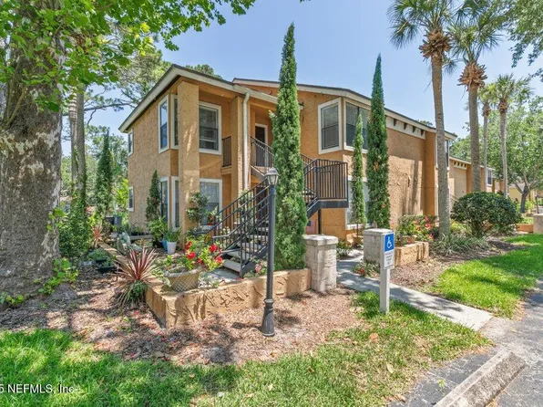 833 SHORELINE Circle, Ponte Vedra Beach, FL 32082
