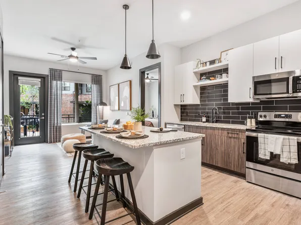 Vibe at Echo Street West