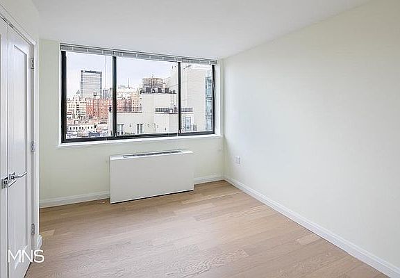 5th image of 250 W 19th St APT 6H