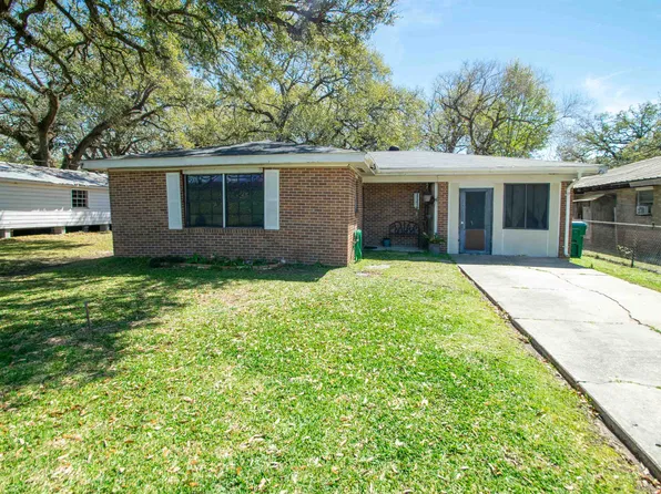 1028 Levee Rd, Morgan City, LA 70380